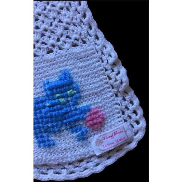 Baby Nursery Afghan Blanket Knit Throw  37" x 45"  Animals Vintage Handmade - Picture 3 of 3